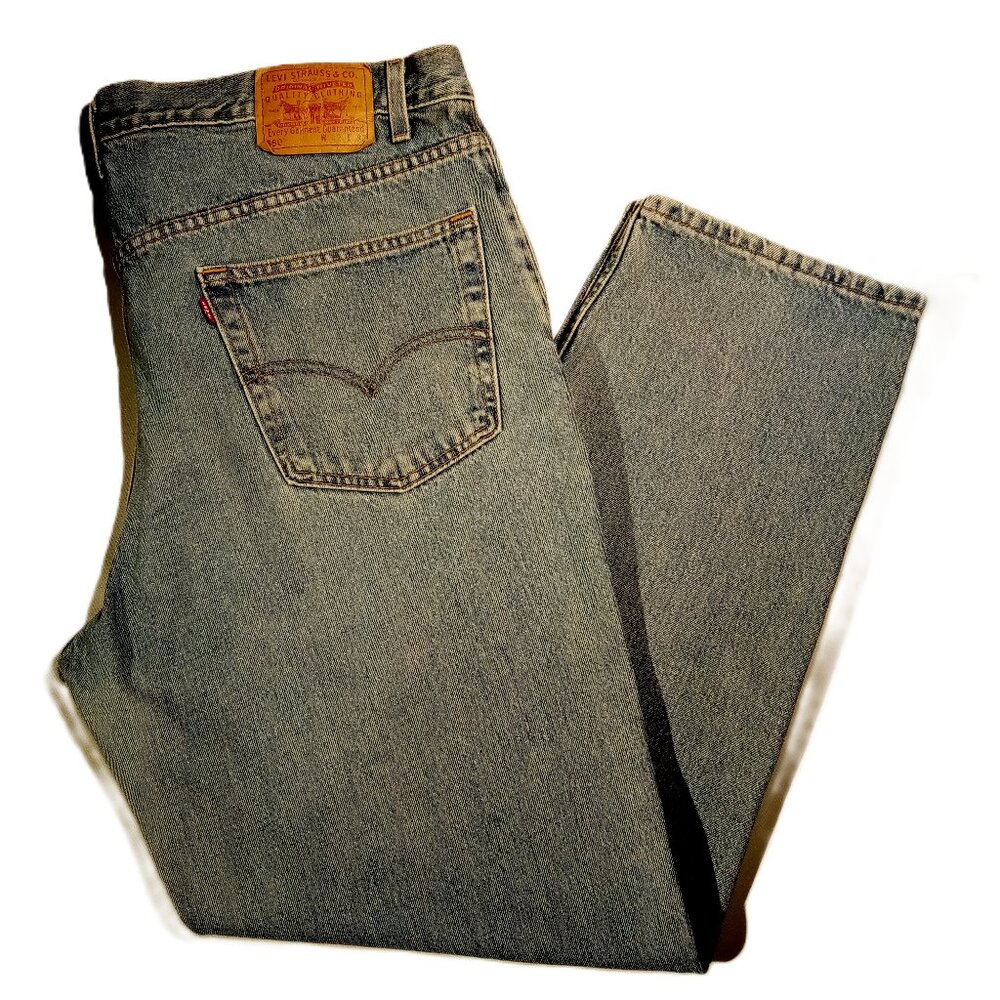 LEVI'S 550 Jeans  42 x 32  Vintage 2001   Stonewash  Tapered  Relaxed Loose Fit